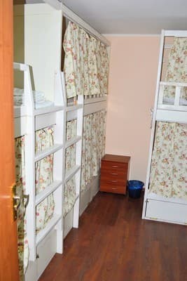 Місце у чоловічому 8-місному номері